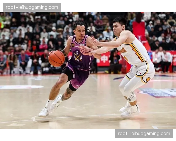 球队伤病情况成为影响战力值关键因素 核心球员缺阵改变多队赛季走势