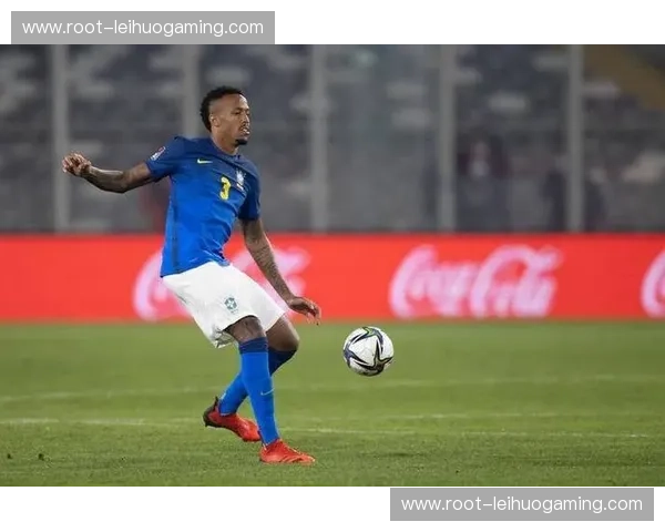 巴西马尔基尼奥斯米利唐组合 出球能力与正面防守评估